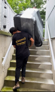 Reliable Long Distance Movers near me in Toronto, ON helping transport household belongings safely