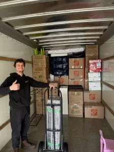 Reliable Moving Company near me in Innisfil, ON helping homeowners move into a new property